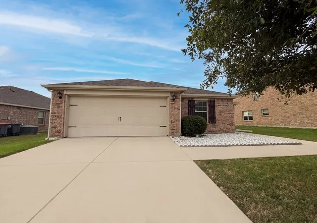 Photo 1 of Sale Pending at 214 Park Ave, Anna, TX 75409 | MLS# 21247413 | Listing updated on 2026-07-09