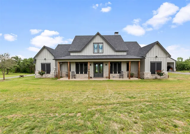 Homes for sale in Graford, TX | 3017 Shooting Star Ct, Graford, TX 76449 | MLS# 21231446