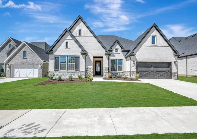 Photo 1 of Sale Pending at 308 Taylor Wy, Justin, TX 76247 | MLS# 21247430 | Listing updated on 2026-09-29