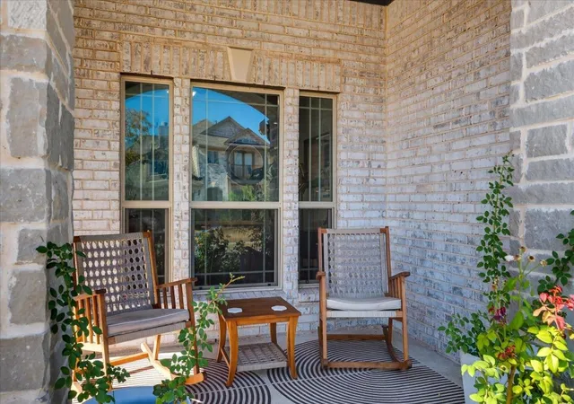 Photo 4 of Single family home for sale at 5305 Girard St, Mc Kinney, TX 75071 | MLS# 21247448 | Listing updated on 2026-09-28