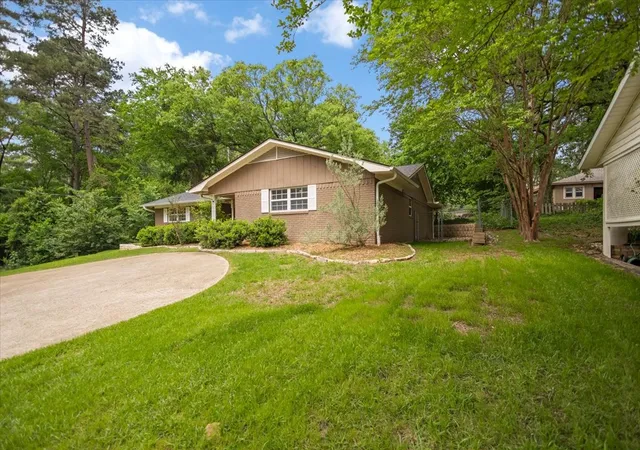 Photo 3 of Single family home for sale at 1327 Bridlle Path Ln, Hideaway, TX 75771 | MLS# 21247434 | Listing updated on 2026-09-28