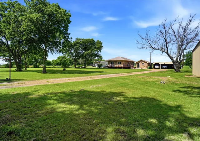 Homes for sale in Krum, TX | 8983 W Odneal Rd, Krum, TX 76249 | MLS# 21246849
