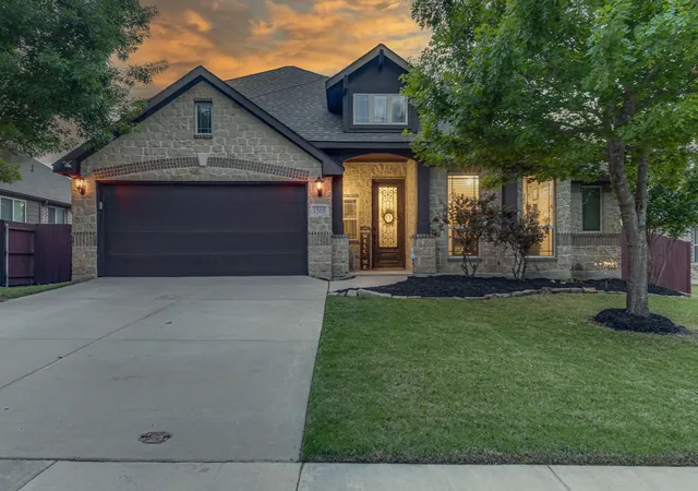 Homes for sale in Midlothian, TX | 1505 Park Meadow Dr, Midlothian, TX 76065 | MLS# 21241851