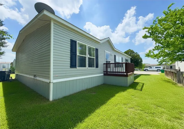 Homes for sale in Knollwood, TX | 118 Bluffview Dr, Knollwood, TX 75092 | MLS# 21247471