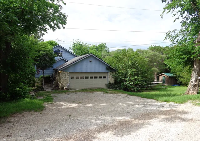 Photo 1 of Single family home for sale at 261 County Road 1766, Clifton, TX 76634 | MLS# 21246315 | Listing updated on 2026-09-19