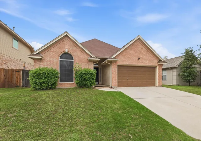 Homes for sale in Fort Worth, TX | 2988 Thames Trl, Fort Worth, TX 76118 | MLS# 21242125