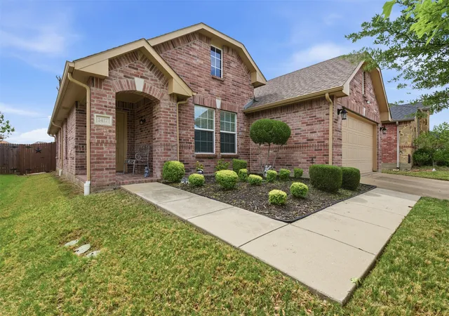 5th image of 1417 Lone Pine Dr, Little Elm, TX 75068 | MLS# 21243909