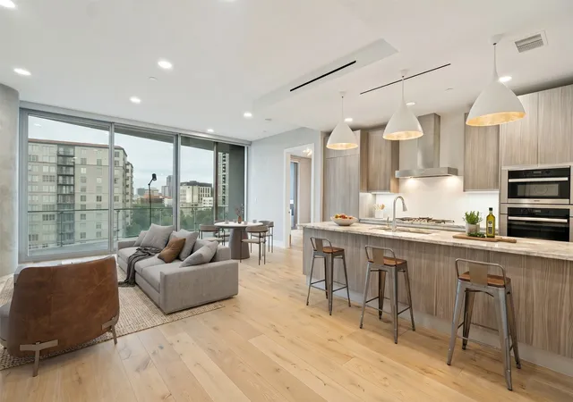 Homes for sale in Dallas, TX | 3130 N Harwood St #905, Dallas, TX 75201 | MLS# 21247075