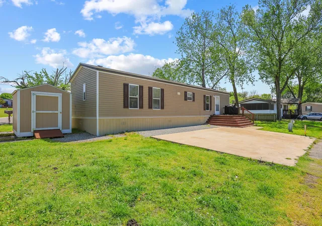 Homes for sale in Knollwood, TX | 110 Knollwood Dr, Knollwood, TX 75092 | MLS# 21247763