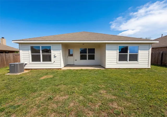 Homes for sale in Crowley, TX | 657 Handle Dr, Crowley, TX 76036 | MLS# 21247522