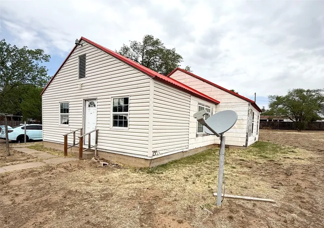Homes for sale in Amarillo, TX | 207 E Central Ave, Amarillo, TX 79108 | MLS# 21247694