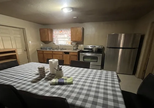 Photo 4 of Single family home for sale at 1608 Coleman St, Mc Kinney, TX 75069 | MLS# 21238313 | Listing updated on 2026-08-17