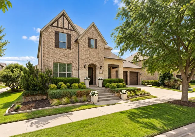 Photo 1 of Single family home for sale at 4908 Union Park Blvd E, Little Elm, TX 76227 | MLS# 21247261 | Listing updated on 2026-10-07
