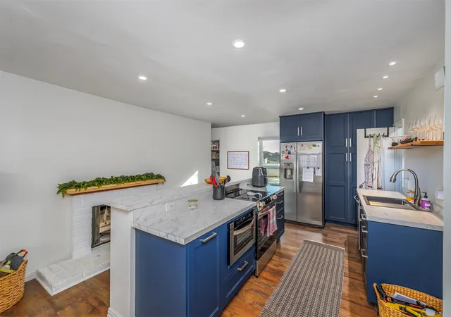 Photo 2 of Condo for sale at 6032 Westridge Ln #211, Fort Worth, TX 76116 | MLS# 21248105 | Listing updated on 2026-09-02