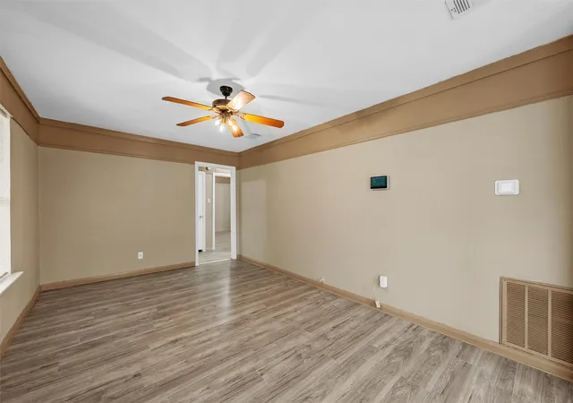 Photo 3 of Single family home for sale at 2012 N 39th St, Waco, TX 76707 | MLS# 21248024 | Listing updated on 2026-10-07