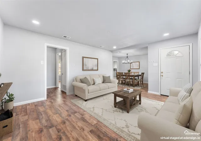 Photo 1 of Single family home for sale at 612 E 8th St, Kemp, TX 75143 | MLS# 21246876 | Listing updated on 2026-10-05