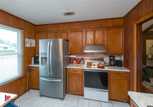 3rd image of 518 Yale Pl, Bossier City, LA 71111 | MLS# 21248126
