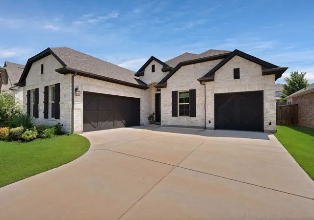 Photo 2 of Single family home for sale at 205 Northern Star Ct, Little Elm, TX 75068 | MLS# 21240823 | Listing updated on 2026-09-01