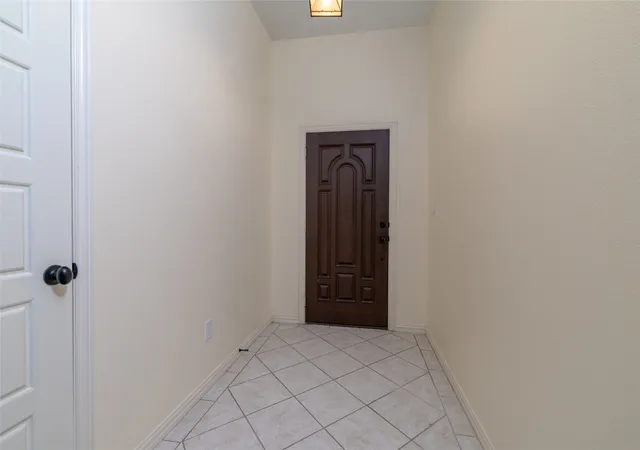 Photo 3 of Single family home for sale at 405 Kimbrough Rd, Azle, TX 76020 | MLS# 21242098 | Listing updated on 2026-07-24