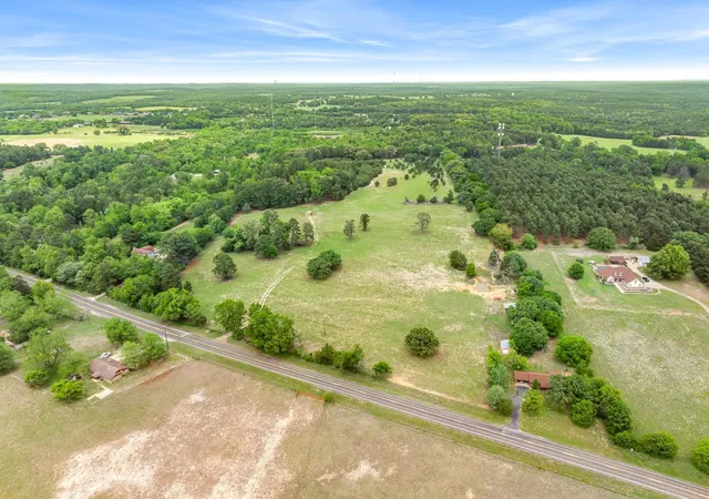 Photo 3 of Single family home for sale at 13608 N Sh 110, Tyler, TX 75704 | MLS# 21244698 | Listing updated on 2026-09-29