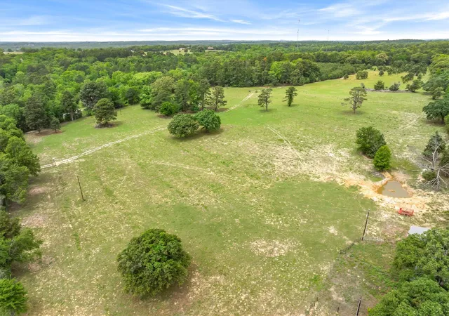 Photo 4 of Single family home for sale at 13608 N Sh-110, Tyler, TX 75704 | MLS# 21244698 | Listing updated on 2026-09-29