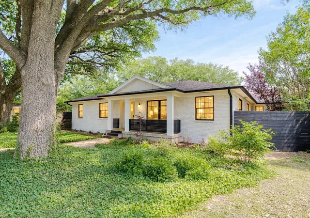 Photo 3 of Single family home for sale at 5270 Ponderosa Cir, Dallas, TX 75227 | MLS# 21247094 | Listing updated on 2026-09-24