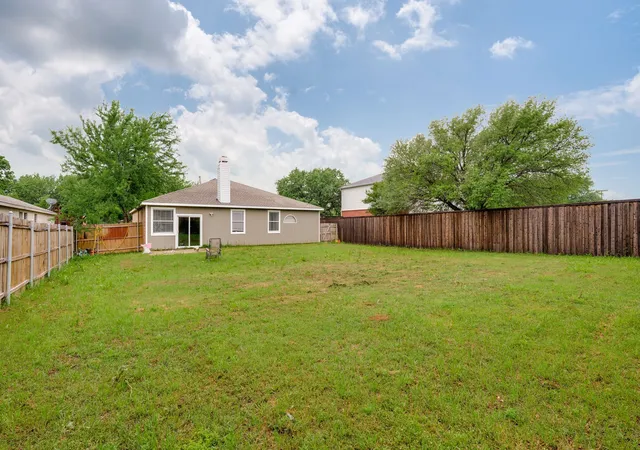 Homes for sale in Denton, TX | 1305 Marble Cove Ln, Denton, TX 76210 | MLS# 21247996