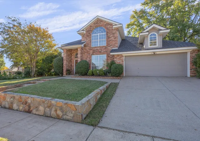 Homes for sale in Bedford, TX | 3428 Pembroke Pl, Bedford, TX 76021 | MLS# 21248333