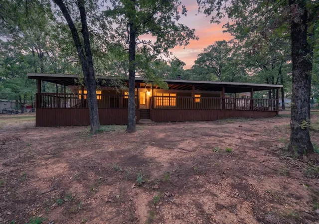 Photo 4 of Manufactured home for sale at 110 Summer Ln, Mabank, TX 75156 | MLS# 21241322 | Listing updated on 2026-08-28
