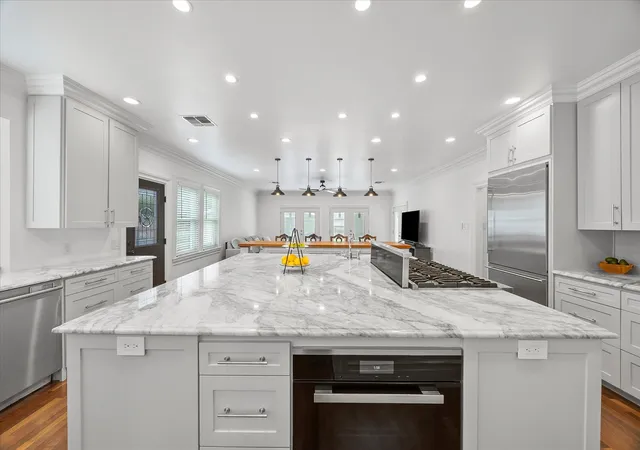 Photo 3 of Single family home for sale at 726 Griffith Ave, Terrell, TX 75160 | MLS# 21244324 | Listing updated on 2026-09-01