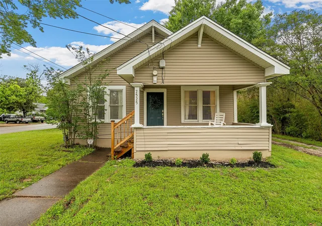 Photo 1 of Sale Pending at 2525 Edna Ave, Waco, TX 76708 | MLS# 21248271 | Listing updated on 2026-07-27