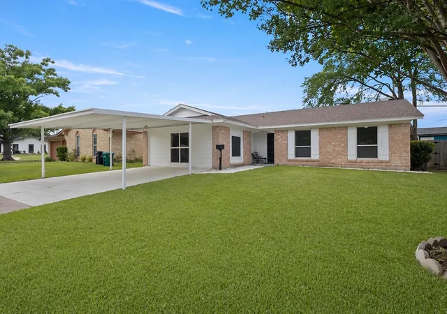 Photo 1 of Single family home for sale at 4019 Topaz Dr, Mesquite, TX 75150 | MLS# 21246446 | Listing updated on 2026-07-18