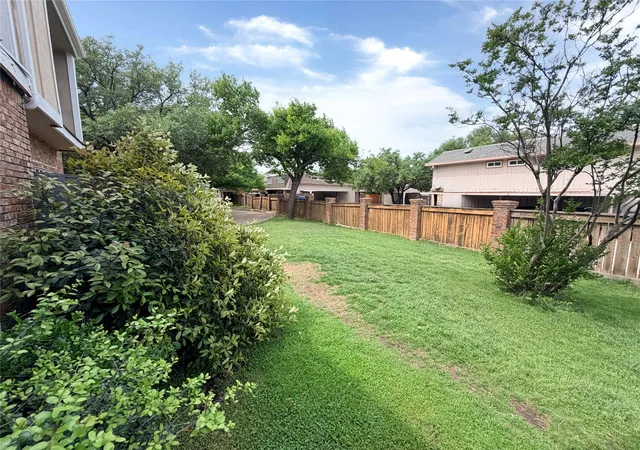 3rd image of 2409 Northlake Ct, Irving, TX 75038 | MLS# 21248431
