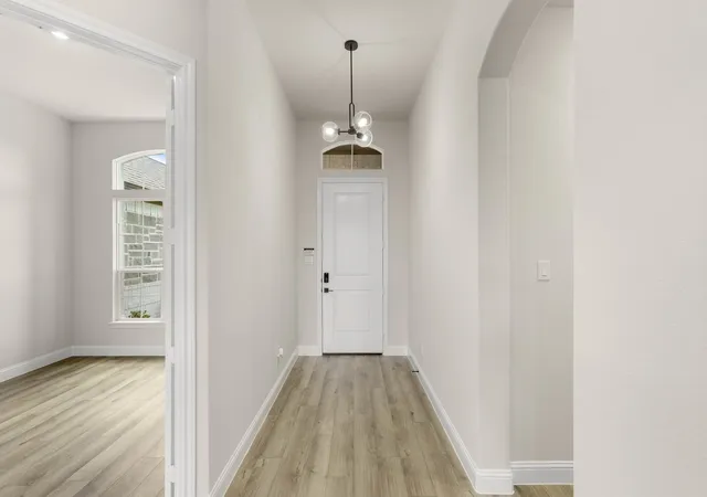 Photo 3 of Single family home for sale at 26 Old Crow Rd, Joshua, TX 76058 | MLS# 21248500 | Listing updated on 2026-07-15