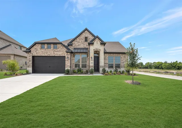 Photo 1 of Sale Pending at 904 Wood Duck Ct, Heath, TX 75032 | MLS# 21248526 | Listing updated on 2026-08-17