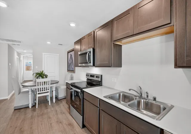 Photo 3 of Single family home for sale at 4284 Tafoya Ln, Crandall, TX 75114 | MLS# 21248573 | Listing updated on 2026-09-18