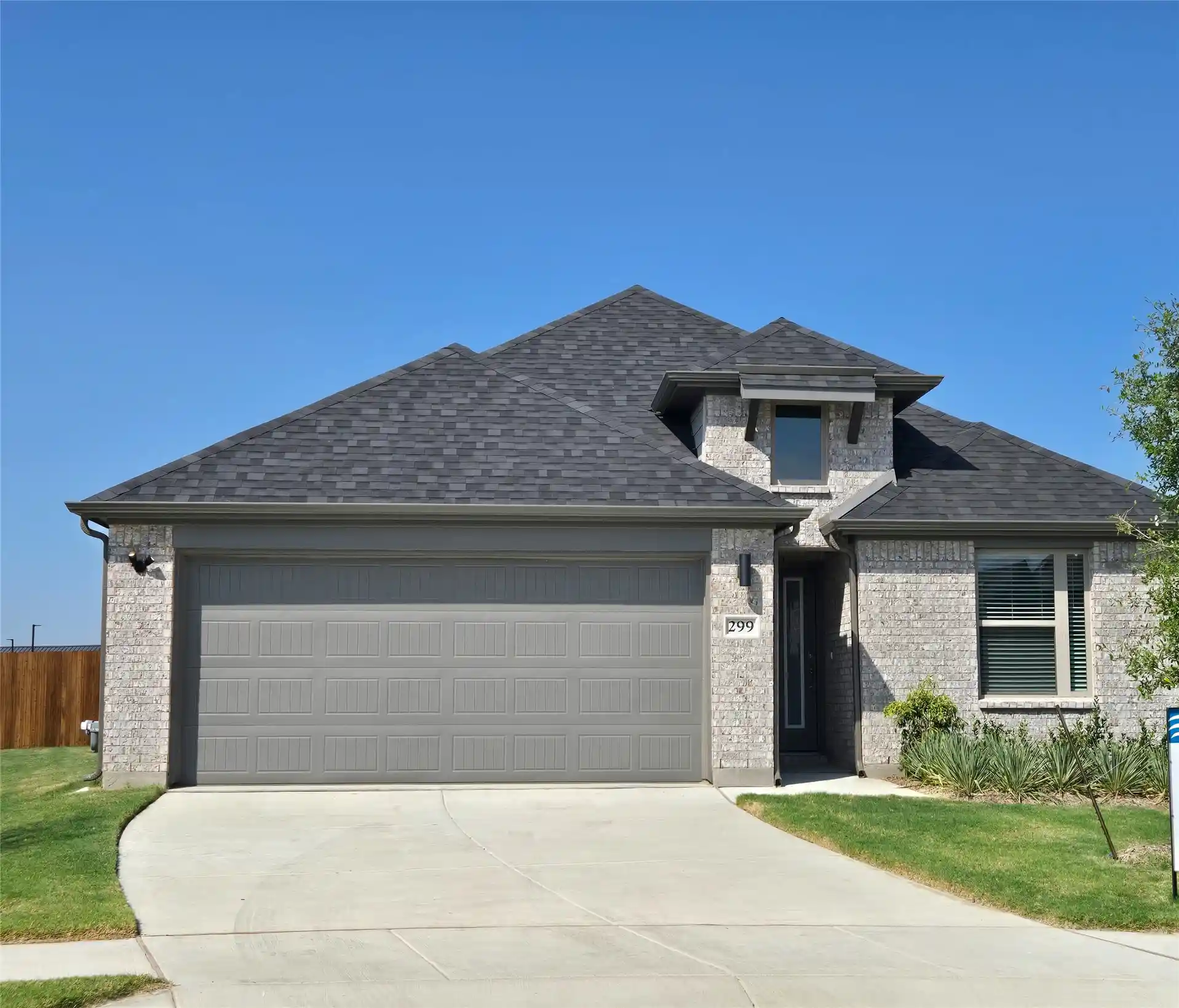 Single family home for sale at 299 Bright Alcove Ct, Lavon, TX 75166 | MLS# 21248697