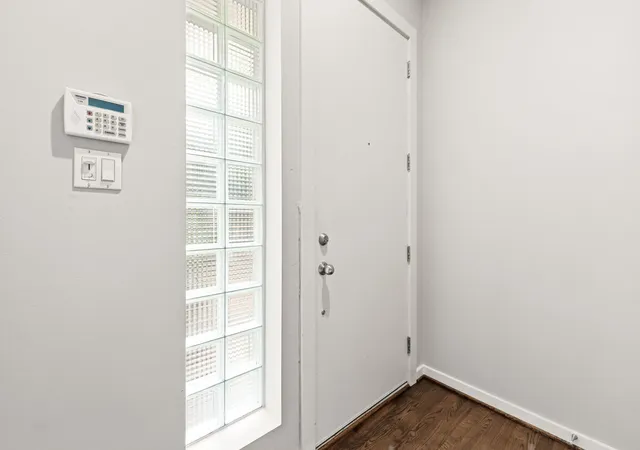 Photo 3 of Sale Pending at 3925 Gilbert Ave #C, Dallas, TX 75219 | MLS# 21248690 | Listing updated on 2026-10-05