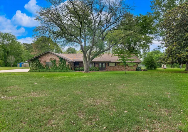 1st image of 2564 Swan Lake Rd, Bossier City, LA 71111 | MLS# 21240868
