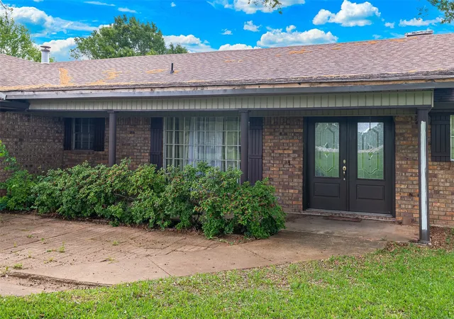 4th image of 2564 Swan Lake Rd, Bossier City, LA 71111 | MLS# 21240868