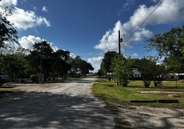 Photo 4 of Single family home for sale at 122 Rosa St, Edna, TX 77957 | MLS# 21248821 | Listing updated on 2026-08-26