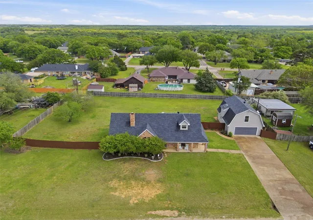 Photo 1 of Sale Pending at 2726 Hill Ln, Cleburne, TX 76031 | MLS# 21248620 | Listing updated on 2026-07-14