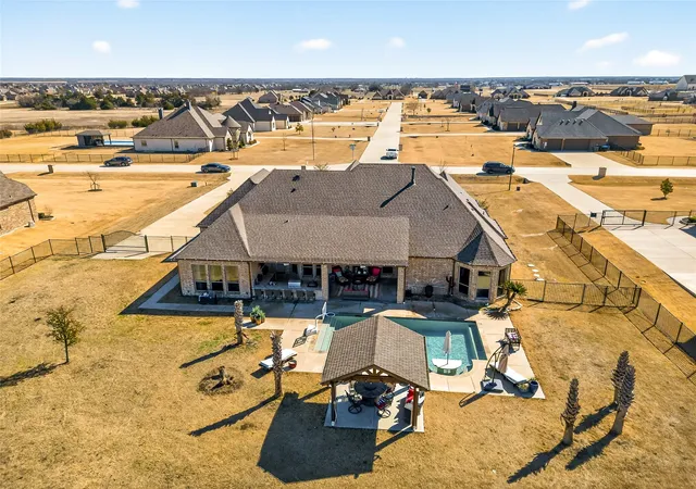 Homes for sale in Talty, TX | 12099 Briargrove Ln, Talty, TX 75126 | MLS# 21248565