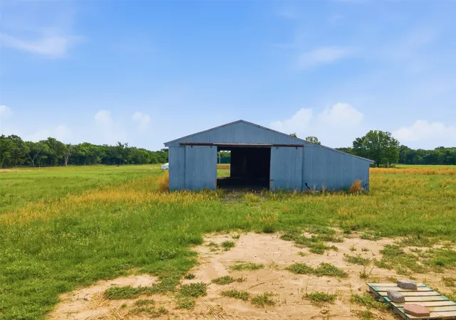Photo 4 of Land for sale at Lot 1 Cr 3160, Emory, TX 75440 | MLS# 21248720 | Listing updated on 2026-09-23