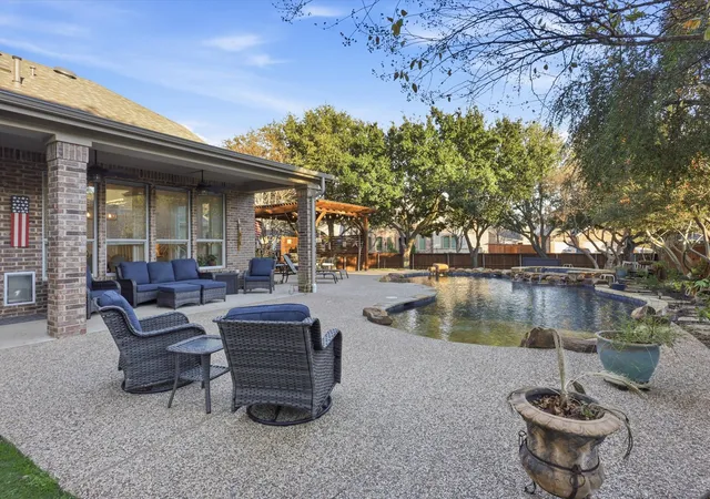 Photo 2 of Sale Pending at 2632 Lakebend Dr, Grand Prairie, TX 75054 | MLS# 21249012 | Listing updated on 2026-07-20