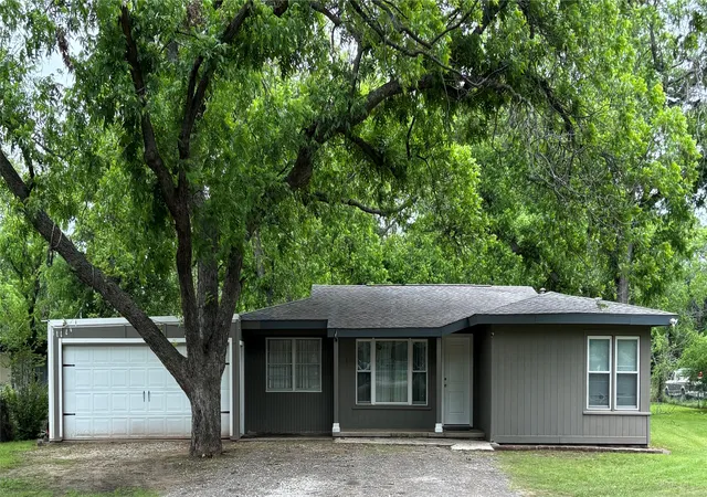 Photo 1 of Sale Pending at 152 County Road 4871, Newark, TX 76071 | MLS# 21247801 | Listing updated on 2026-08-24