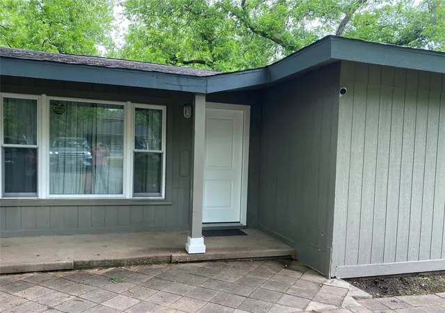 Photo 3 of Sale Pending at 152 County Road 4871, Newark, TX 76071 | MLS# 21247801 | Listing updated on 2026-08-24