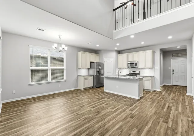 Photo 3 of Sale Pending at 12173 Pearl Bay Ct, Conroe, TX 77304 | MLS# 21249005 | Listing updated on 2026-08-17