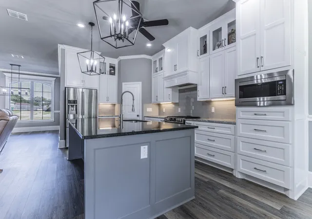 Photo 3 of Single family home for sale at 233 Fox Run Ln, Waco, TX 76706 | MLS# 21248900 | Listing updated on 2026-08-22