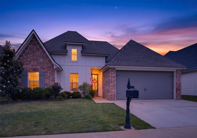 Homes for sale in Bossier City, LA | 708 Perfect Pl, Bossier City, LA 71111 | MLS# 21245907